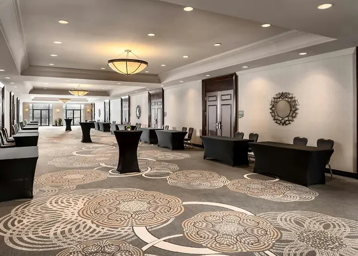 Sheraton Toronto Airport Hotel & Conference Centre